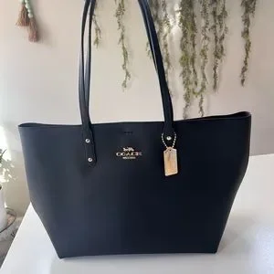 Coach Bags Coach Black Leather Tote Bag With Gold Tag Poshmark